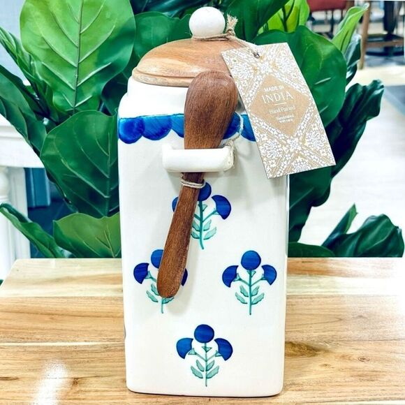 NWT Tik Tok Viral Made in India Artisan Blue Ceramic Canister w Wood Spoon & Lid - Picture 3 of 16
